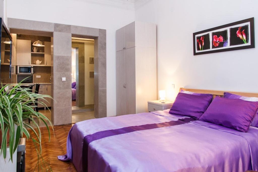City Center Apartment With Balcony Belgrado Exterior foto