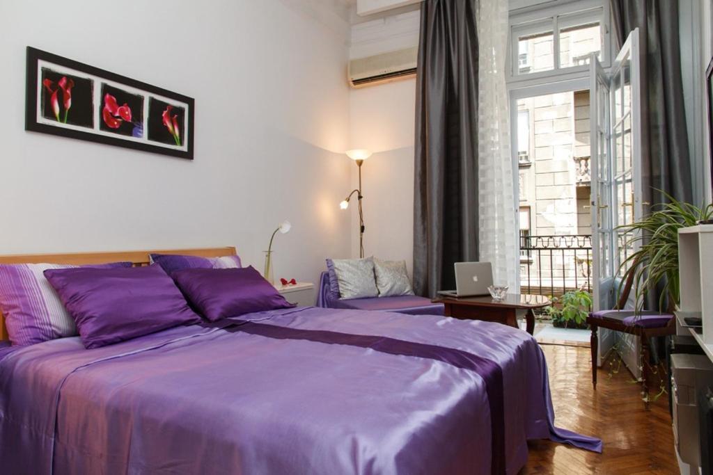 City Center Apartment With Balcony Belgrado Exterior foto