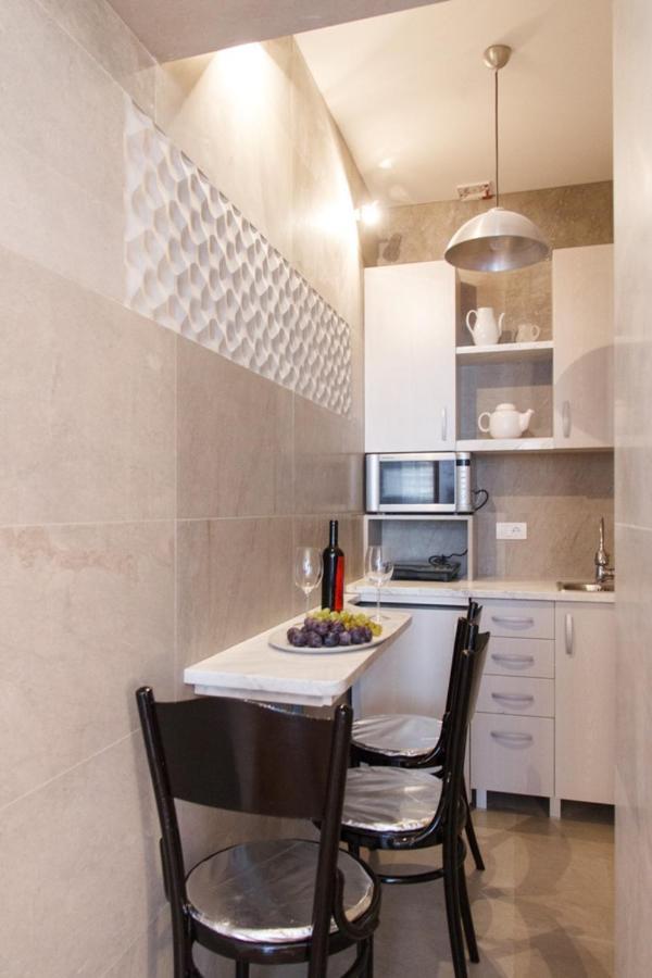 City Center Apartment With Balcony Belgrado Exterior foto